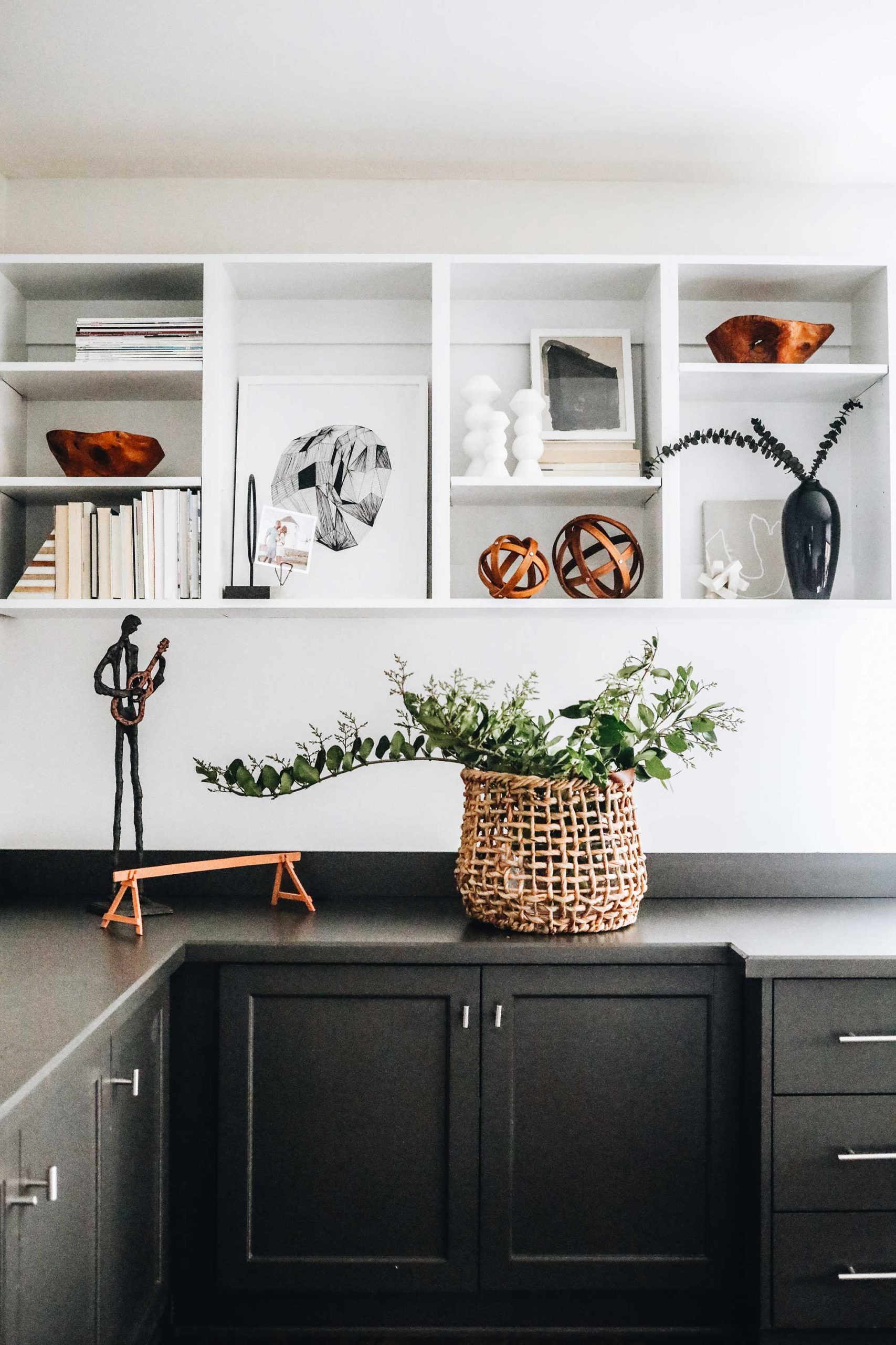 styling a bookshelf