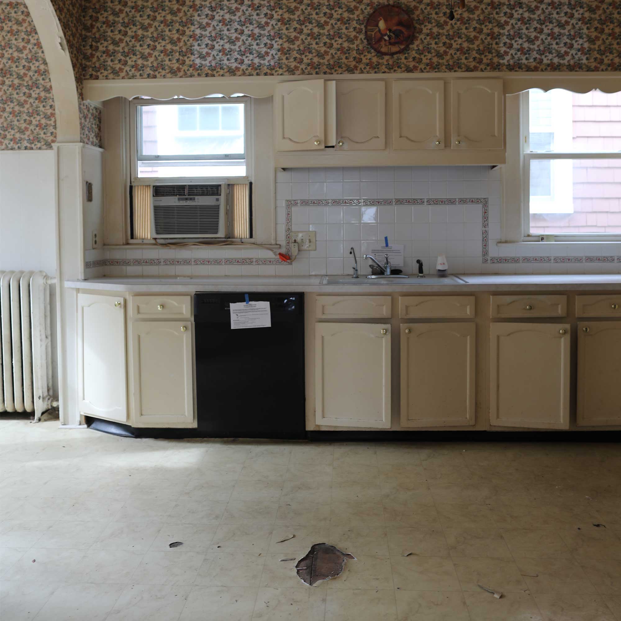 kitchen renovation before photo